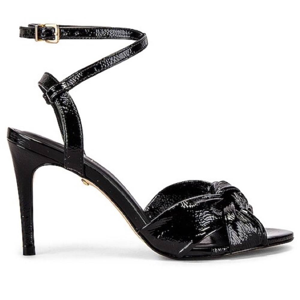 Sexy Heels in Black by RAYE